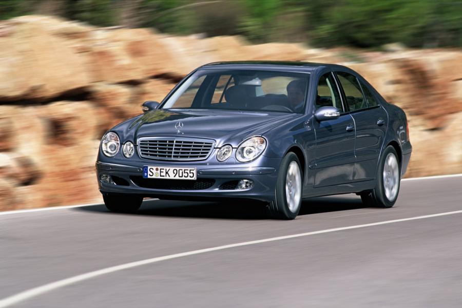  Mercedes-Benz E-Class 2002 года  (фото 128 из 448)